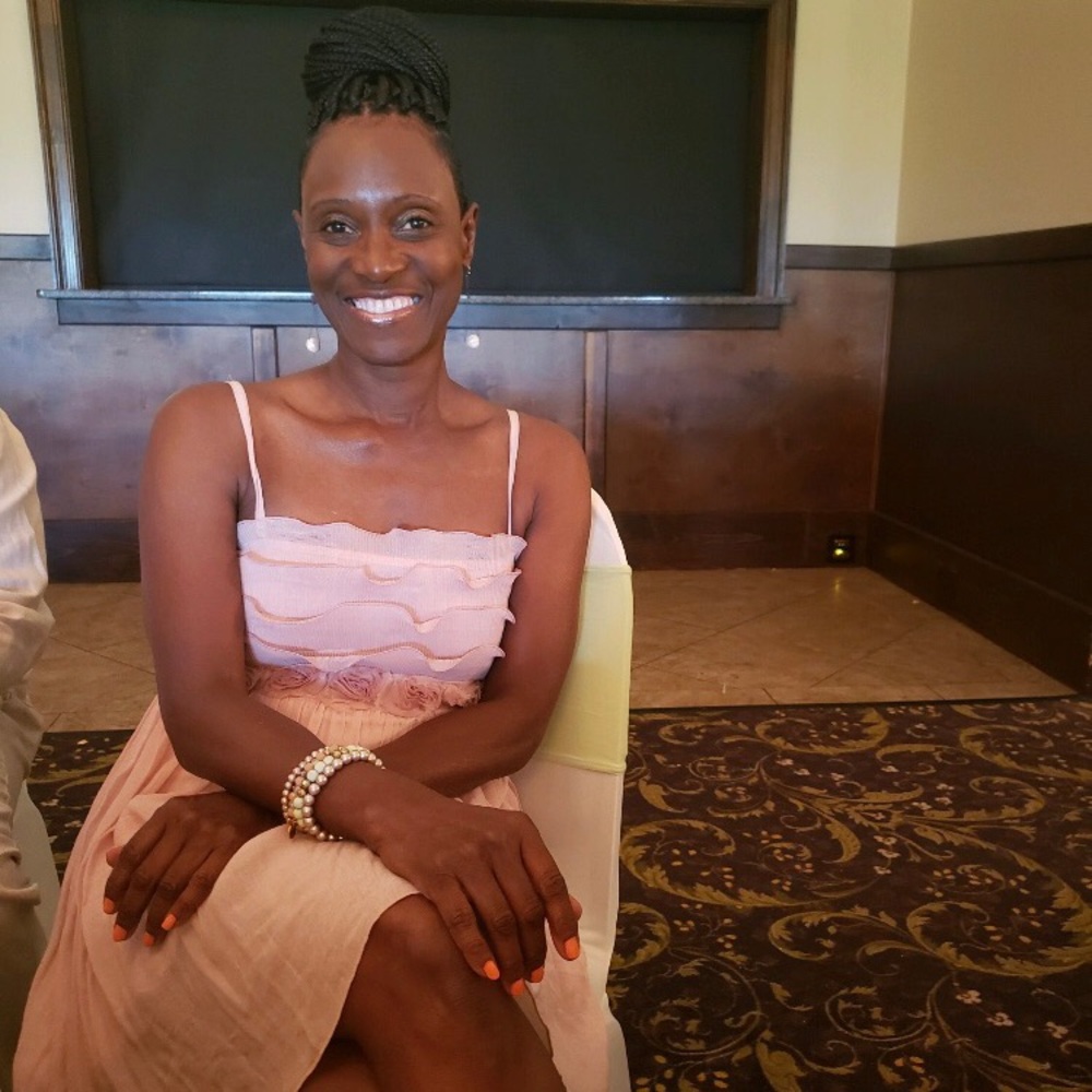 Meet your Posher, Rosenda